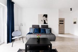 Sokoła Prestige Apartment by BookingHost