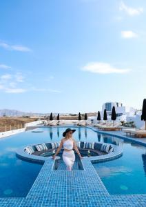 Gold Diamond Luxury Suites Santorini