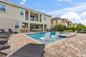 RC081P Fairway Majesty Manor