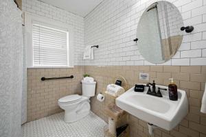 Historic Riverview Inn Two