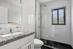 Private Villa with Pool and BBQ in Casa Linda