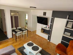 Doksat Central Apartment