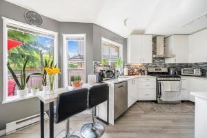 Friendly Delta Home by Golf Course Sleeps 2