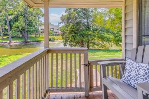 Poolside Days, Ocean Strolls! Myrtle Beach Retreat