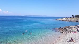 Barba Ive - Sea View Apartment near Sveta Marina