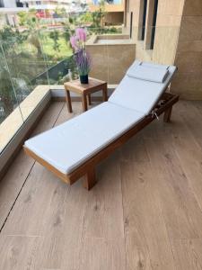 Apartment with sea view, pool, SPA, parking