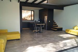 Beautiful Loft – Forest – Lake View – Jacuzzi