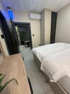 Trio Luxury Apartment 4