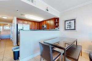6th Floor Condo On Okaloosa Island Waterfall Lazy River