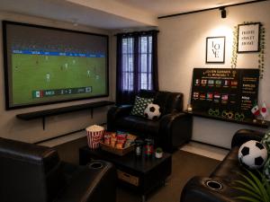 Cine Privado en Casa de Lujo Céntrica y WIFI Veloz