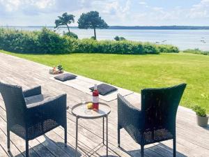 8 person holiday home in Ølsted-By Traum