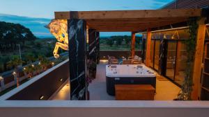 HH Point Luxury Villas