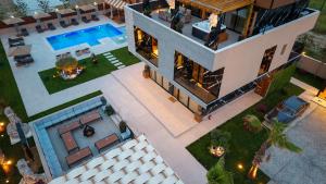 HH Point Luxury Villas