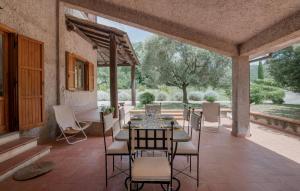Nice Home In Configni