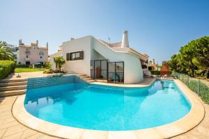 Vilamoura Escape with Private Pool