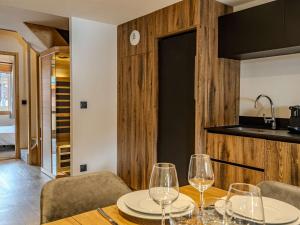 Appartement spacieux, vue montagne - 8 pers. - FR-1-885-19