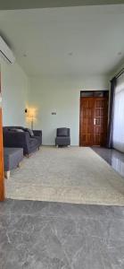 Sucis Friendly Garden Apartment 7c 1st floor