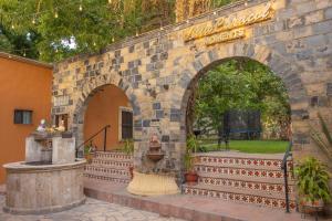 Casona Colonial Céntrica Familias Parejas Asador Juegos Guía Turística