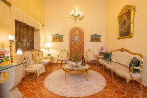 Casona Colonial Céntrica Familias Parejas Asador Juegos Guía Turística