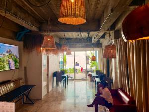 Drift Inn Kata Beach, Guest House