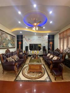Khách Sạn Phú Gia
