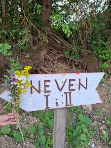 Vikendica Neven 2