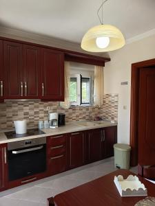 Cozy Boutique Village Home with Garden BBQ and Playground