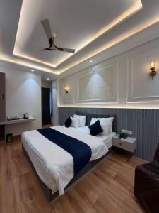 Hotel The 61