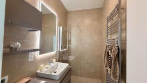 UNO Brand New AC Apartment in City Center
