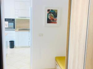 Modern Beachside Apartment in Bečići