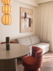 Fills Luxury Design Apartments 100m from the Beach