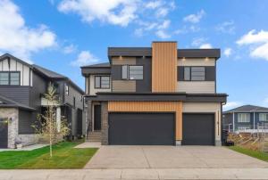 Luxuria Vibe Vogue 5 Bdrm near Lake