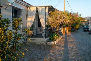 Wisteria House - Molyvos