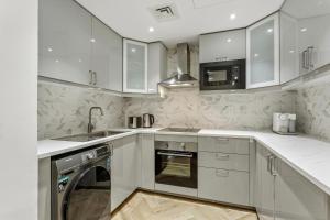 Palm Jumeirah Luxury Coastal Retreat