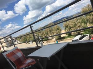 Beach apartment Ana, wake up to the sea, balcony, terrace, garden & parking, Murter - Dalmatia
