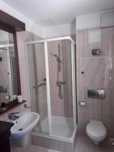 Six Apartman