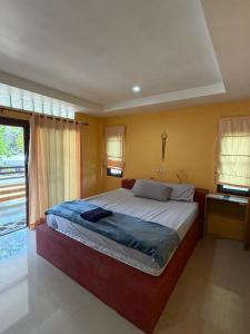 Angel Hut Resort