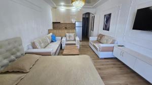 Batumi Sunny Studio