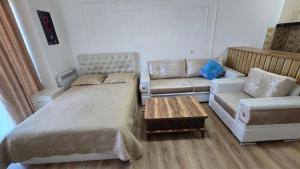 Batumi Sunny Studio