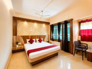 Hotel Sairaj inn - Restaurant - Free Wi-Fi - Premium Rooms - Balcony - Parking
