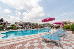 Casa Clelia Lake Garda Pool & Terrace