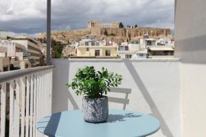 Acropolis View loft studio