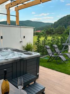 Chalet Amurg Arinis Gura Humorului