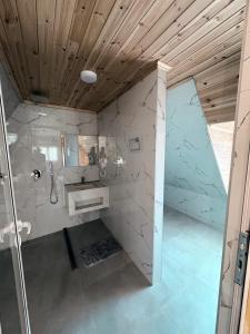 Guesthouse "Gjin Thana"