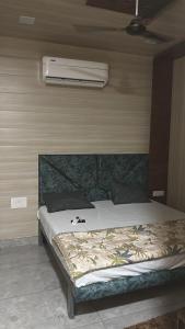 Hotel Dhamija Divine inn Sirsa