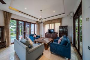 Villa de Kutuh 1 - 3 BR near Pandawa Beach