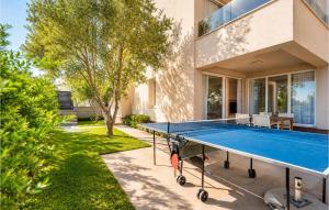 1 Bedroom Awesome Apartment In Vir