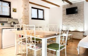 Stunning Apartment In Fazana