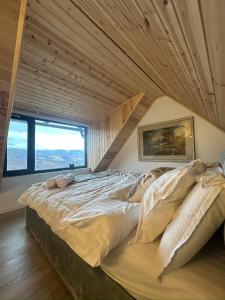 Dealul Notarasului Retreat