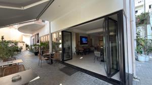 Amis Boutique Hotel